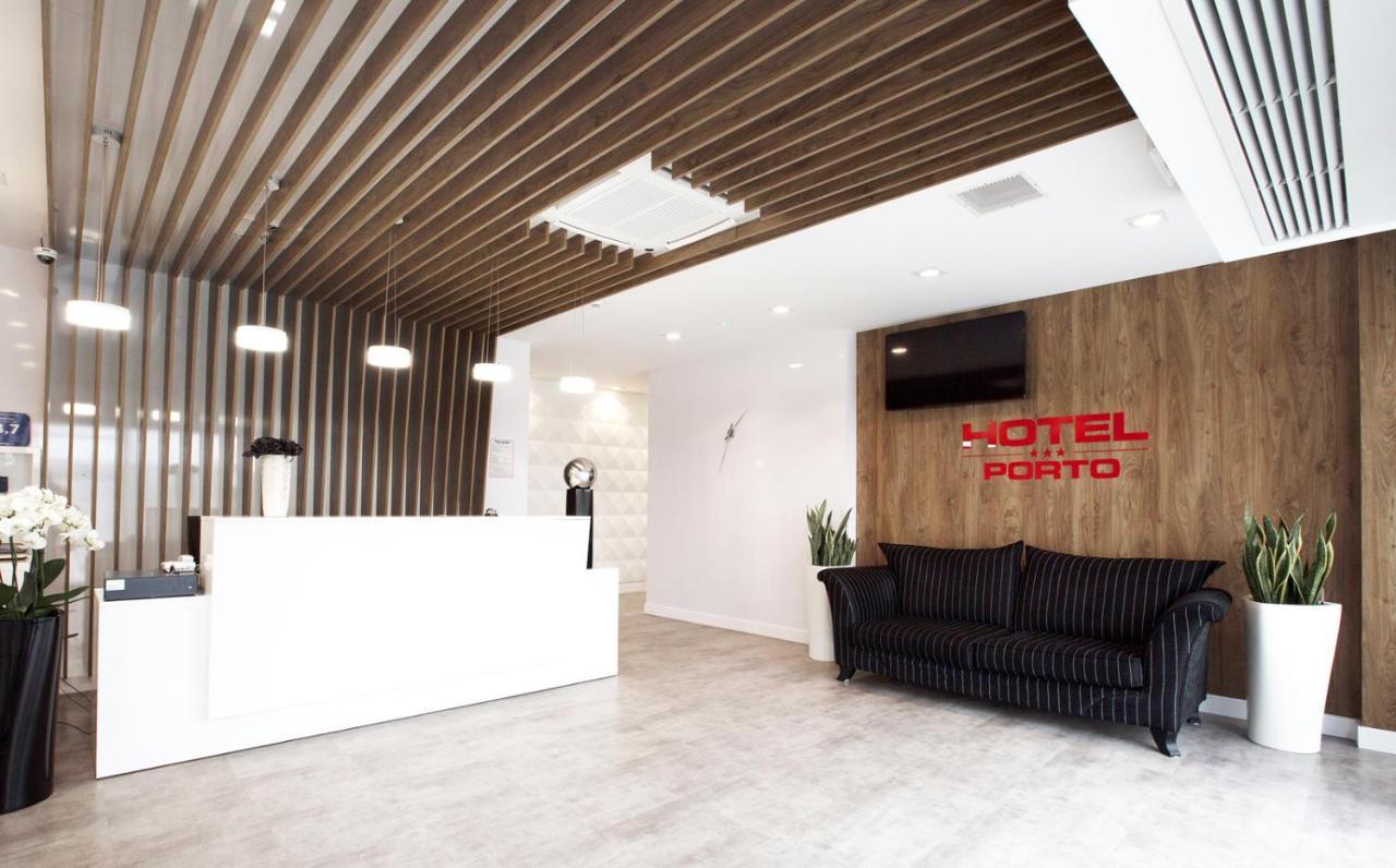 Hotel Porto Radomsko Eksteriør billede