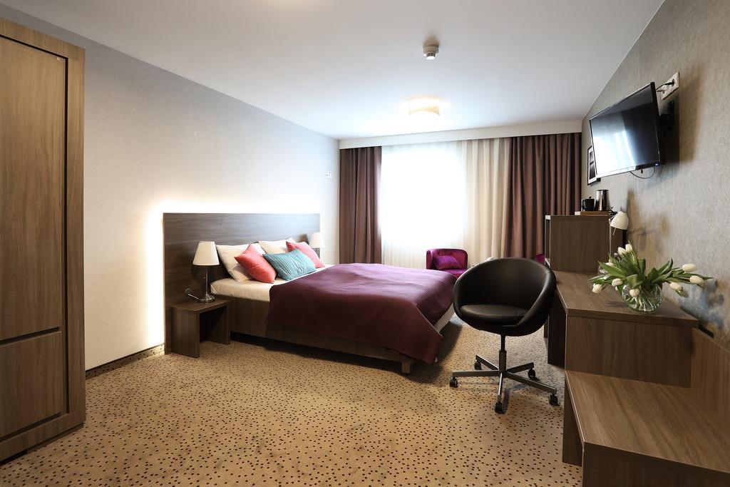 Hotel Porto Radomsko Eksteriør billede