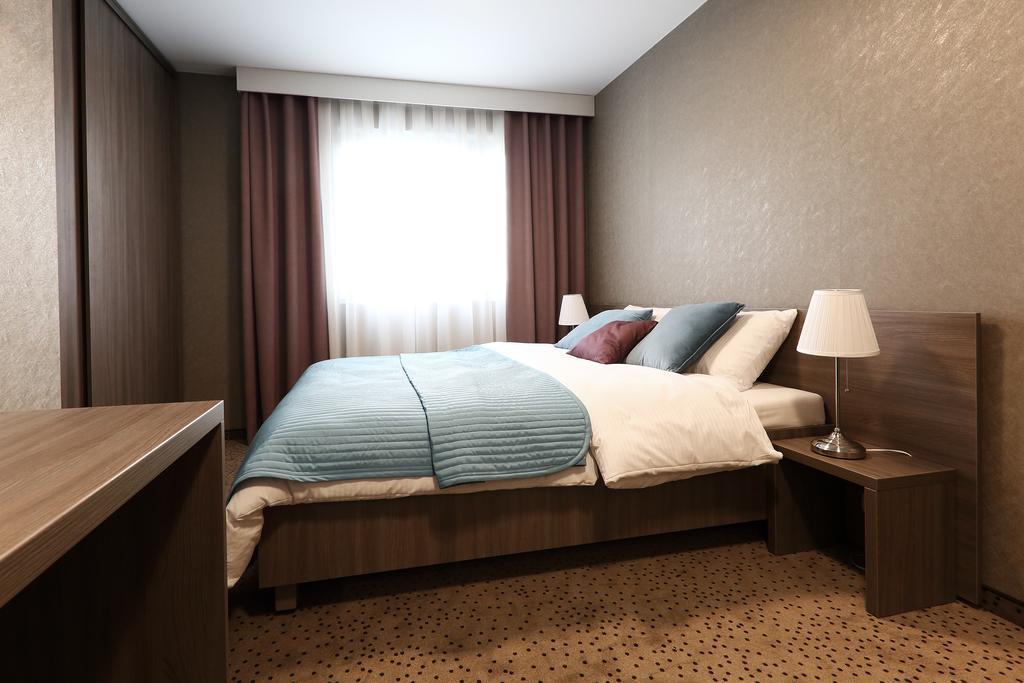 Hotel Porto Radomsko Eksteriør billede
