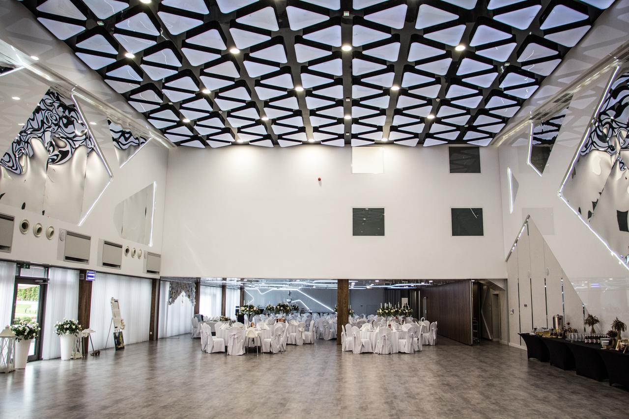 Hotel Porto Radomsko Eksteriør billede